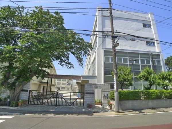 パークイースト駒沢(目黒区立第十中学校)