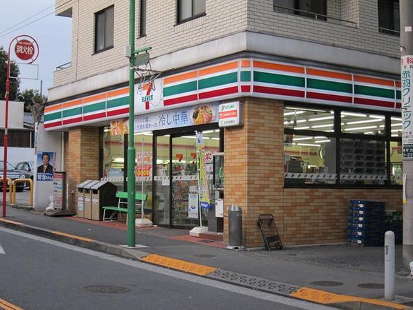 世田谷区中町３丁目のマンション(セブンイレブン等々力駅前店)