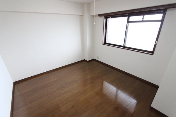 バレル中村