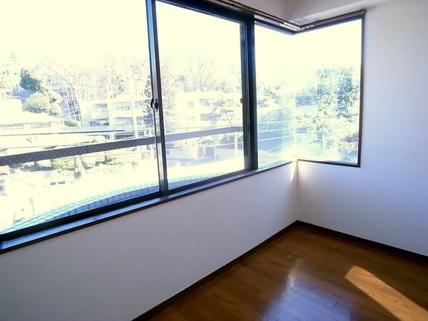世田谷区玉川２丁目のマンション