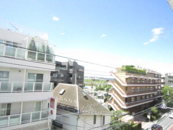 世田谷区玉川３丁目のマンション