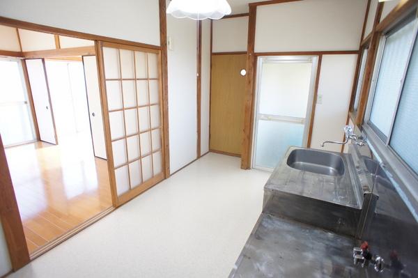 川崎市高津区諏訪１丁目のアパート