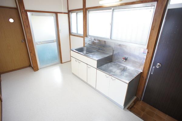 川崎市高津区諏訪１丁目のアパート