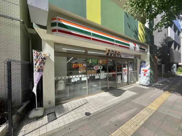 リヴシティ駒沢大学(セブンイレブン世田谷上馬4丁目店)