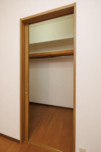 世田谷区玉川１丁目のマンション
