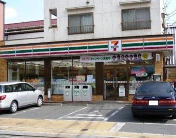 プレジール三軒茶屋(セブンイレブン世田谷上馬２丁目店)