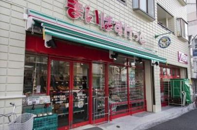 ラ・ペルラ下北沢(まいばすけっと世田谷淡島店)