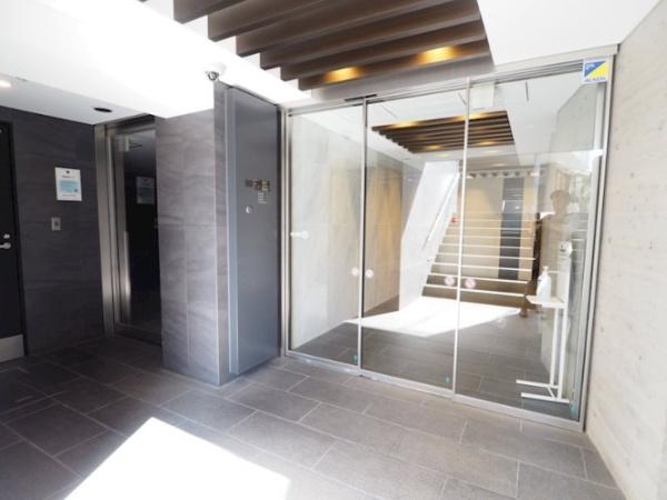世田谷区三軒茶屋２丁目のマンション