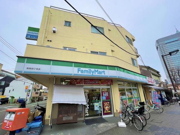 グランエッグス用賀(ファミリーマート用賀四丁目店)