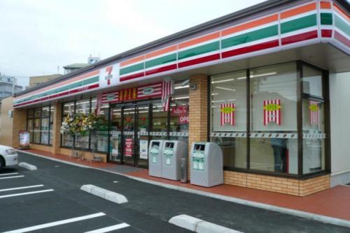 グランエッグス用賀(セブイレブン用賀インター店)