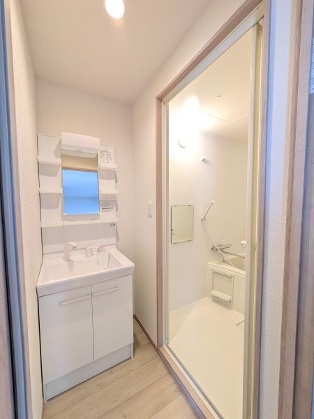 足立区鹿浜３丁目のアパート