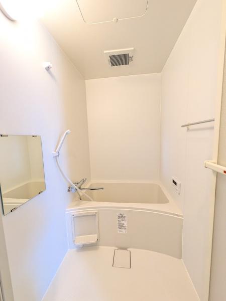 足立区鹿浜３丁目のアパート