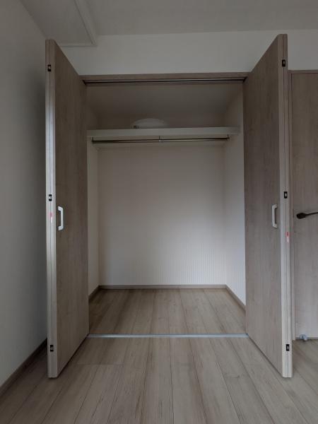 足立区鹿浜３丁目のアパート