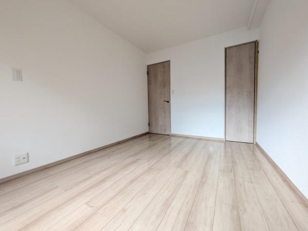 足立区鹿浜３丁目のアパート