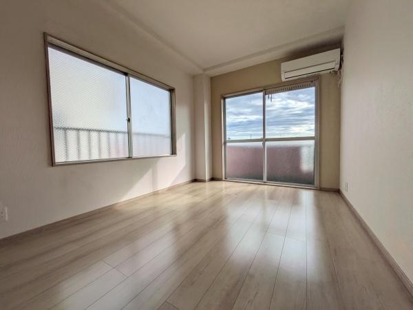 足立区鹿浜３丁目のマンション