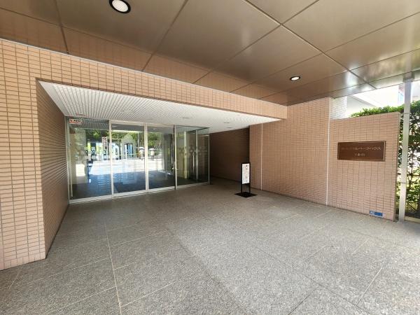 新百合ヶ丘パークハウス三番街(エントランス)