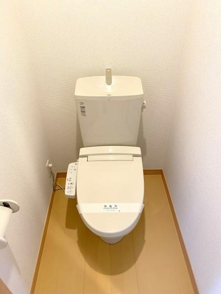 ウィスタリア