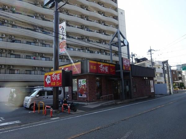 ベルコートＷＥＳＴ(すき家高津末長店)