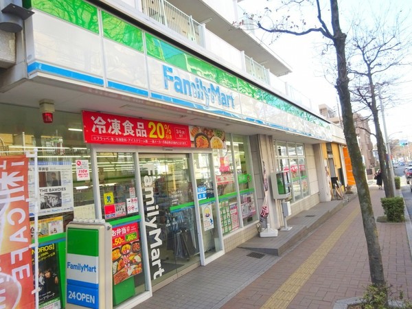 市ヶ尾内野ビル(ファミリーマート市ヶ尾駅北口店)