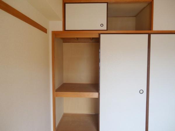 あざみ野 あざみ野4丁目マンション サーラあざみ野(収納)