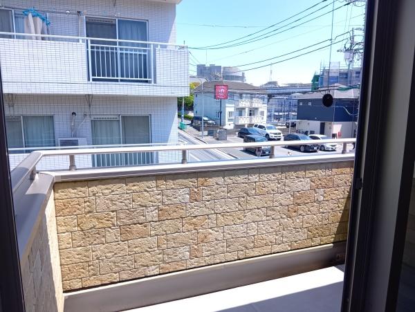 横浜市青葉区新石川２丁目の貸家