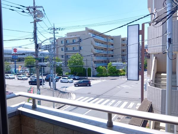 横浜市青葉区新石川２丁目の貸家