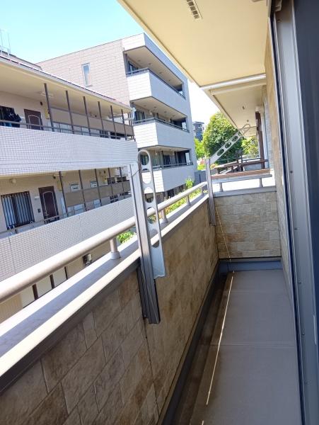 横浜市青葉区新石川２丁目の貸家