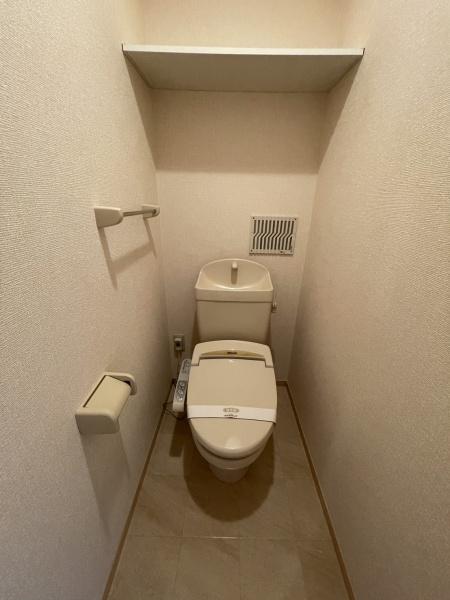 ロイヤルコート