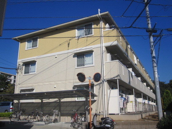 松戸市高塚新田のアパート