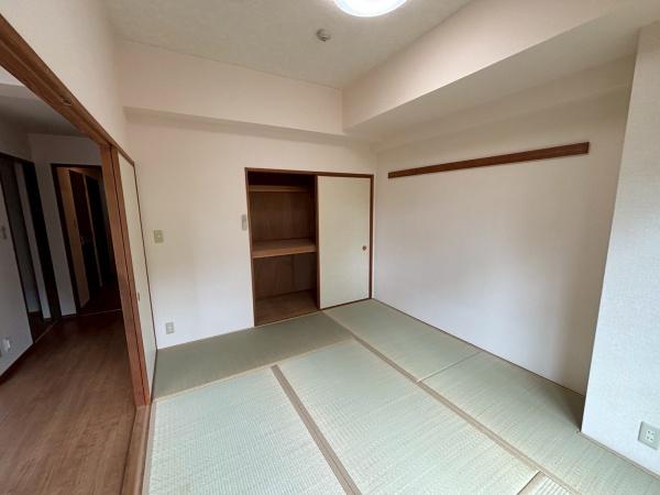 グランディス新八柱