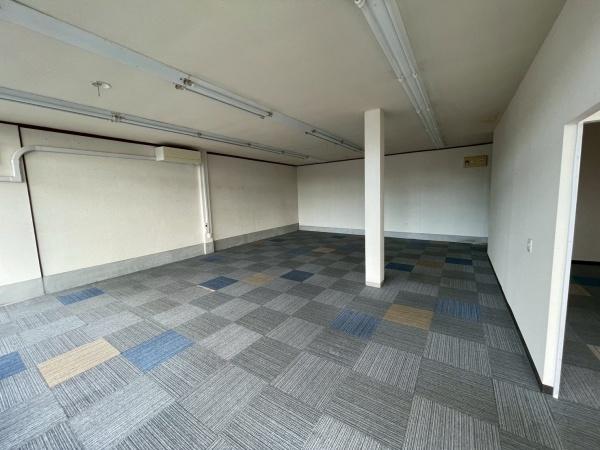 稲生貸店舗