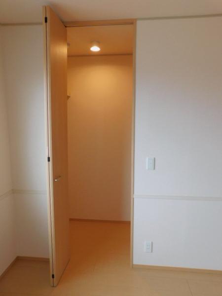 松戸市胡録台のアパート