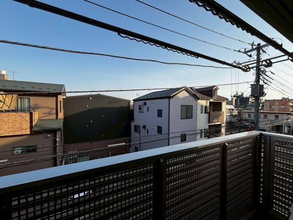 コンフォート　リリィ