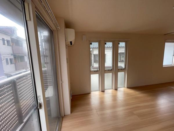 コンフォート　リリィ