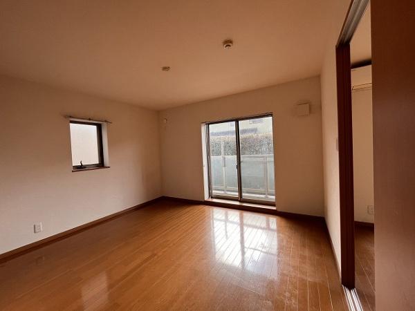 グランド・カオル2(寝室)