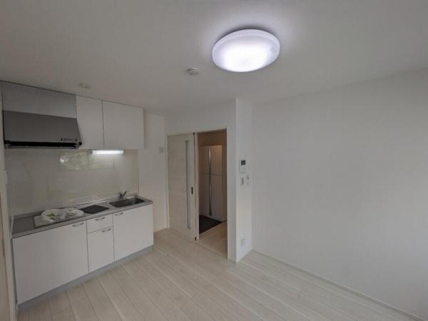 Y-House
