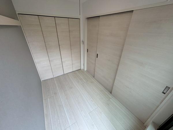 Y-House