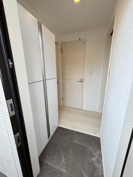 Y-House