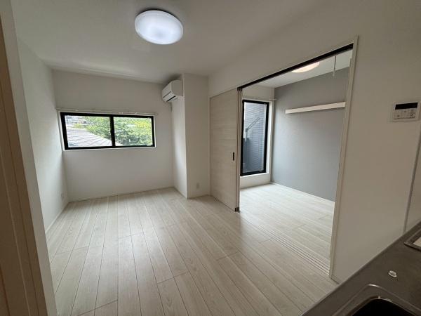 Y-House