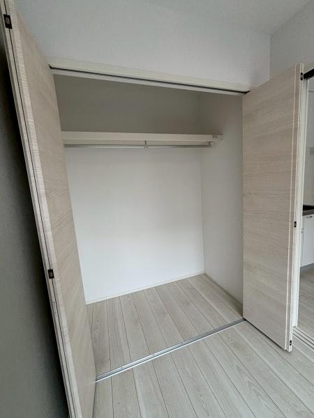 Y-House