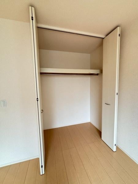 松戸市南花島３丁目のアパート