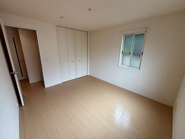 松戸市南花島３丁目のアパート