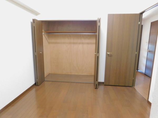 グランディス新八柱