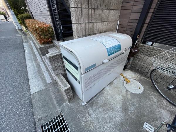 メゾンアリュール
