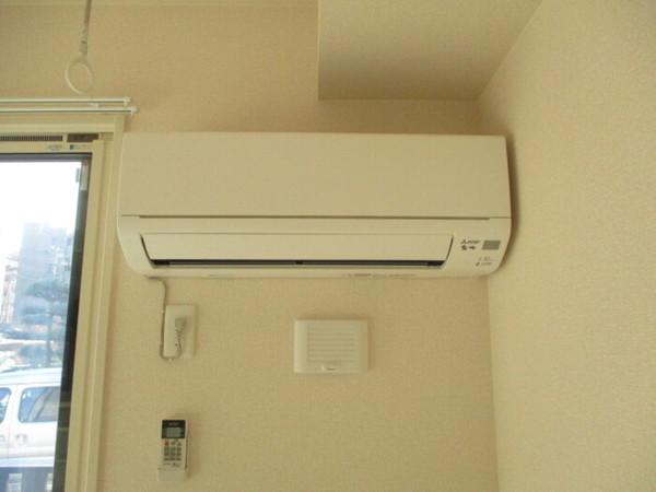 松戸市秋山のアパート