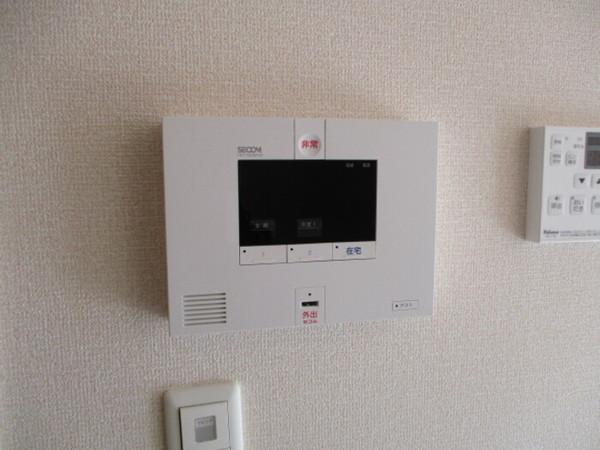 松戸市秋山のアパート