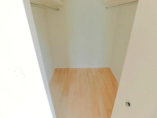 松戸市上本郷の貸家