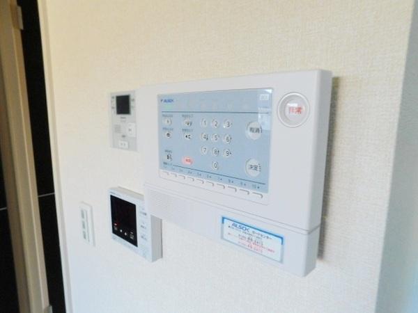 松戸市中根長津町のハイツ