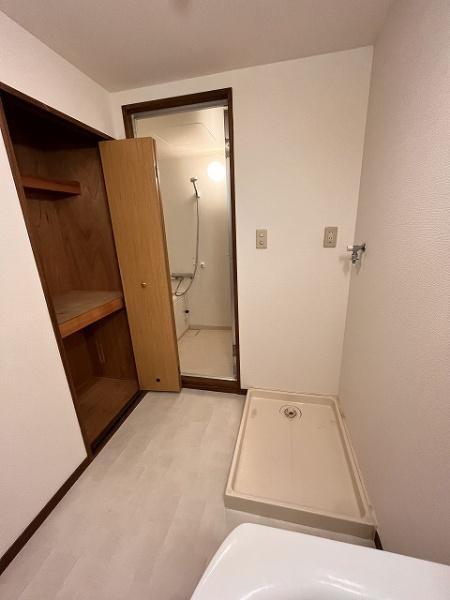 パインツリーコート