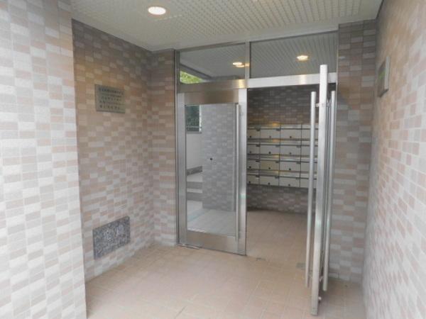 パインツリーコート